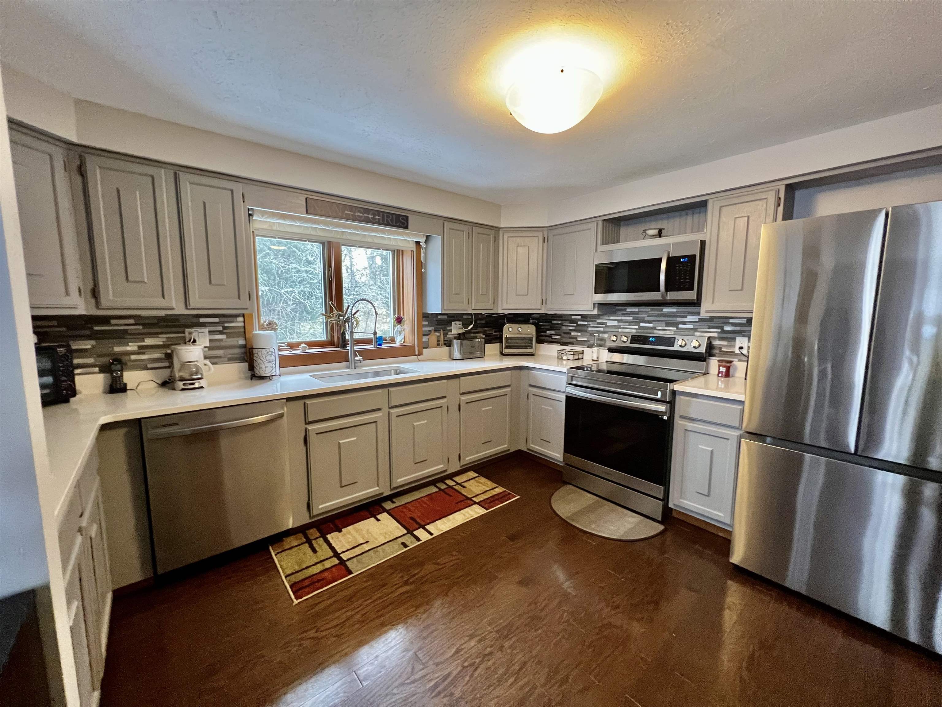 5 Tsienneto Road, Unit 53 Derry, NH 03038 - Photo 7 of 32