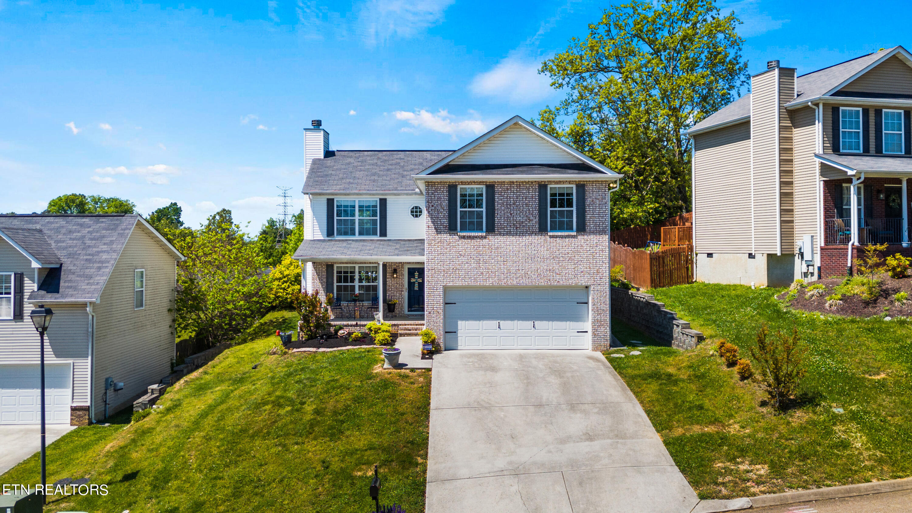 4915 Falling Star Lane Powell, TN 37849 - Photo 2 of 37 IMG_0142