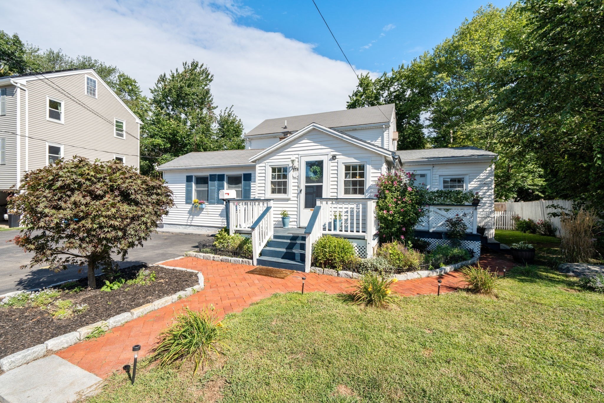 33 Plant Road Waltham, MA 02451 - Photo 1 of 41 Gallery Image 1