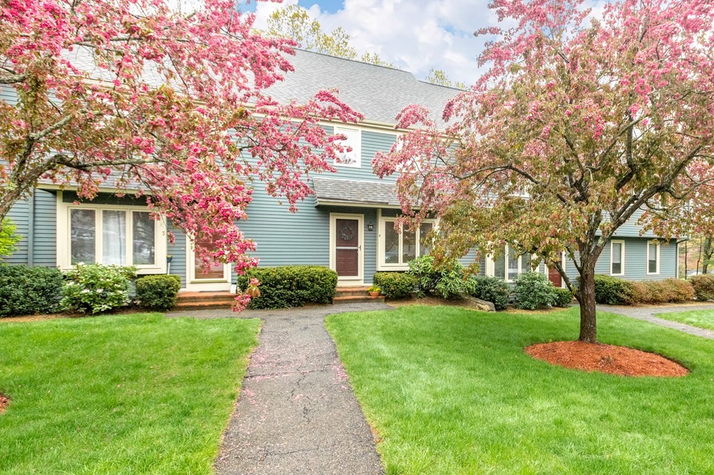 16 Deer Path, Unit 4 Maynard, MA 01754 - Photo 1 of 23