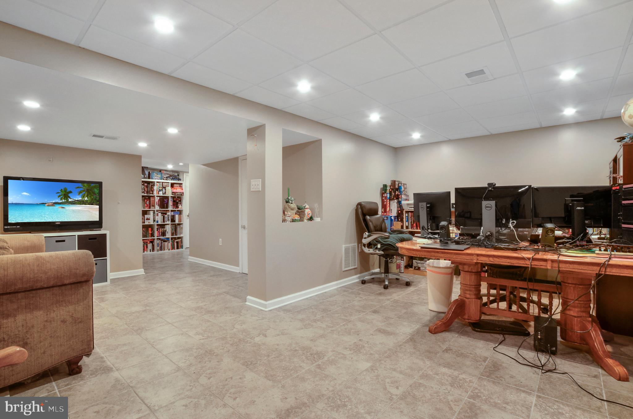 8496 Stonewall Road Manassas, VA 20110 - Photo 24 of 26 Gallery Image 24