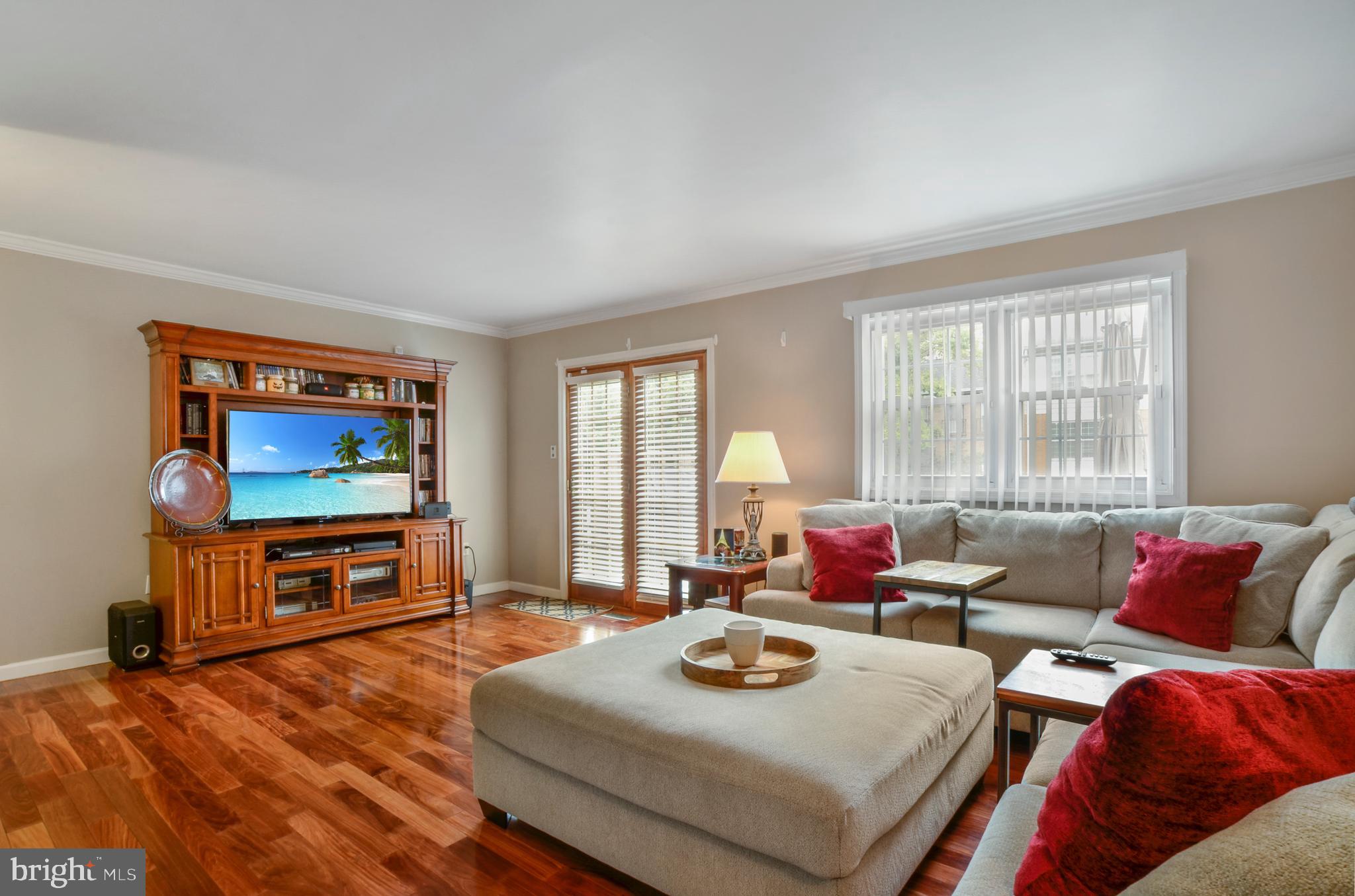 8496 Stonewall Road Manassas, VA 20110 - Photo 10 of 26 Gallery Image 10