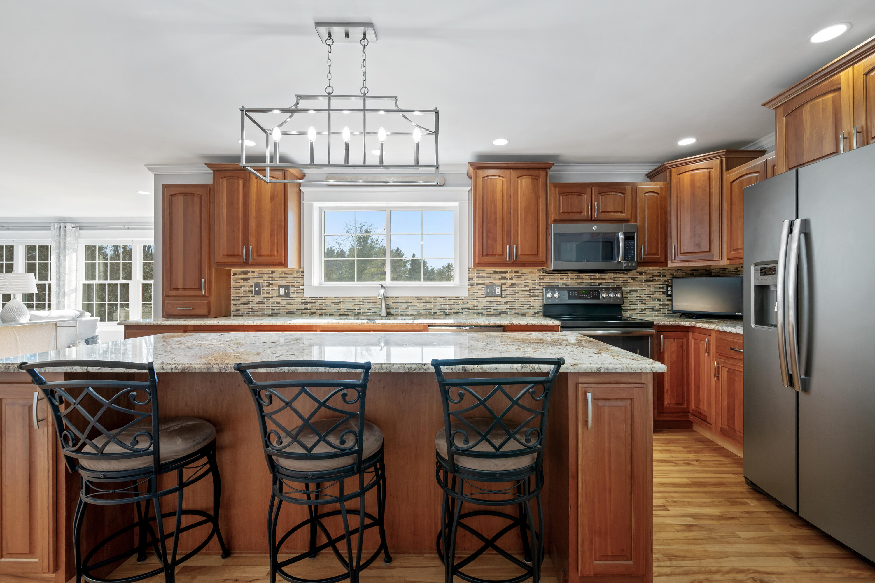 192 Laurel Circle Bangor, ME 04401 - Photo 19 of 85 024-Kitchen