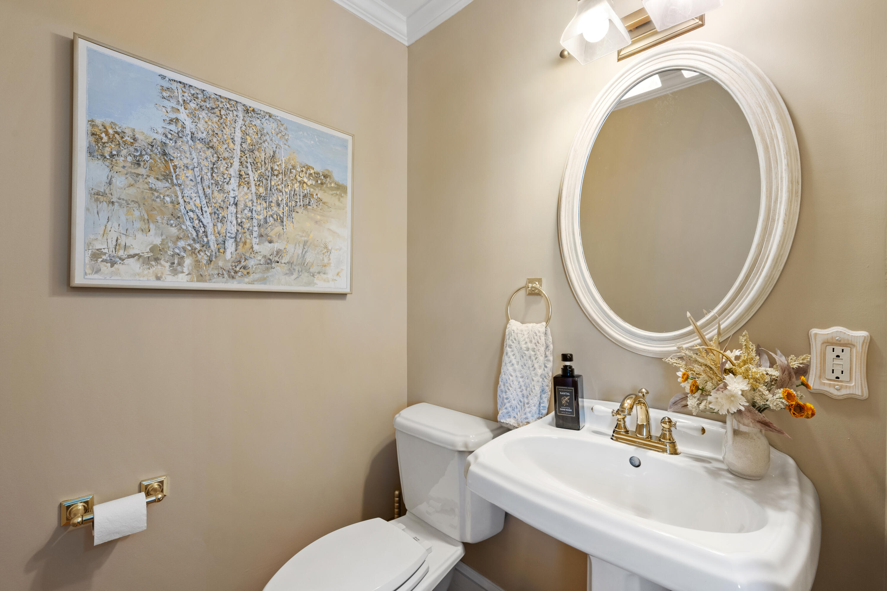 192 Laurel Circle Bangor, ME 04401 - Photo 27 of 85 049-Half Bath