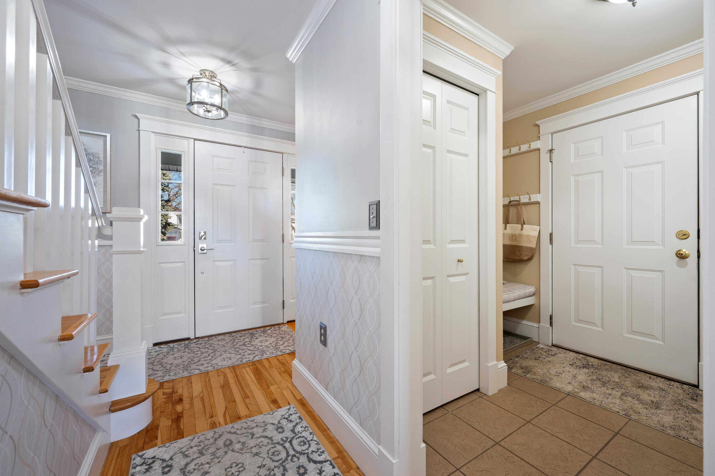 192 Laurel Circle Bangor, ME 04401 - Photo 28 of 85 052-Front Door, Mudroom, Door to Garage