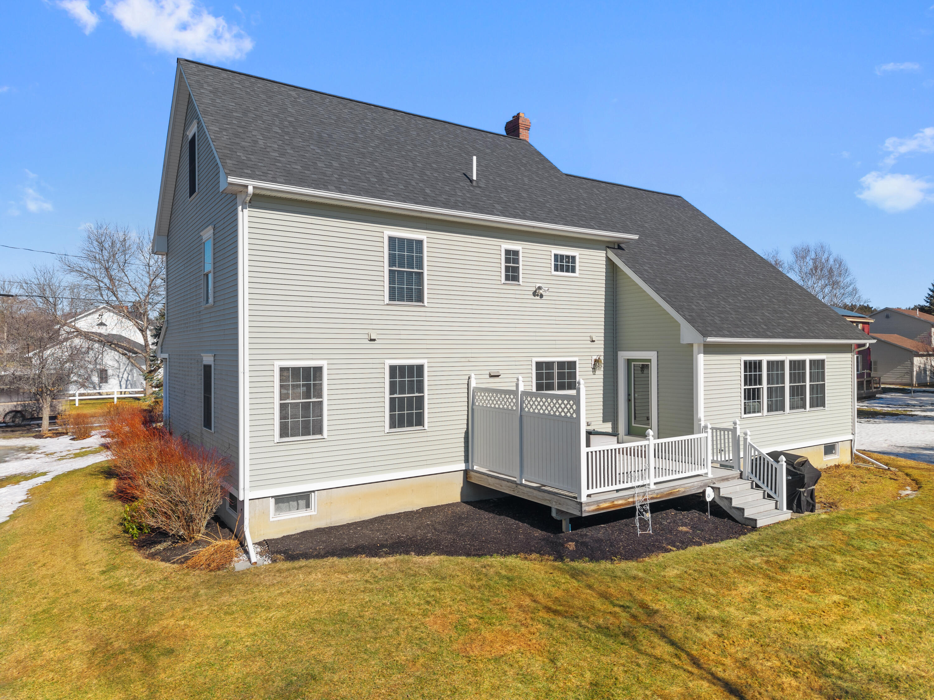 192 Laurel Circle Bangor, ME 04401 - Photo 3 of 85 007-192 Laurel Cir