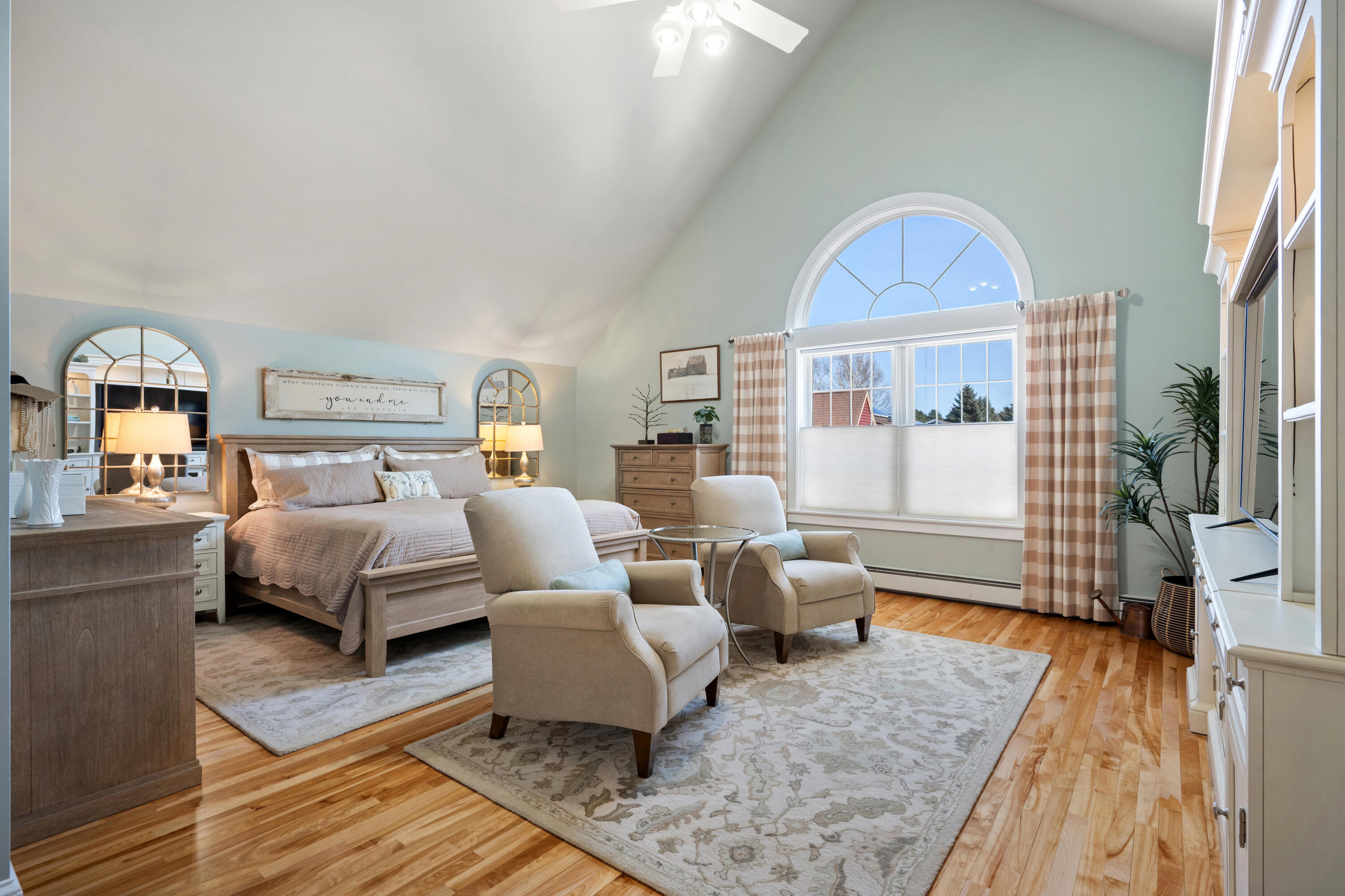 192 Laurel Circle Bangor, ME 04401 - Photo 31 of 85 058-Primary Bedroom