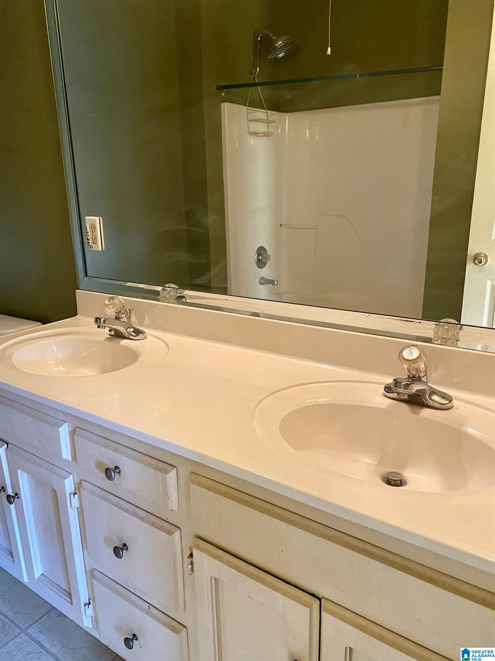 103 Shine Drive Pelham, AL 35124 - Photo 5 of 12