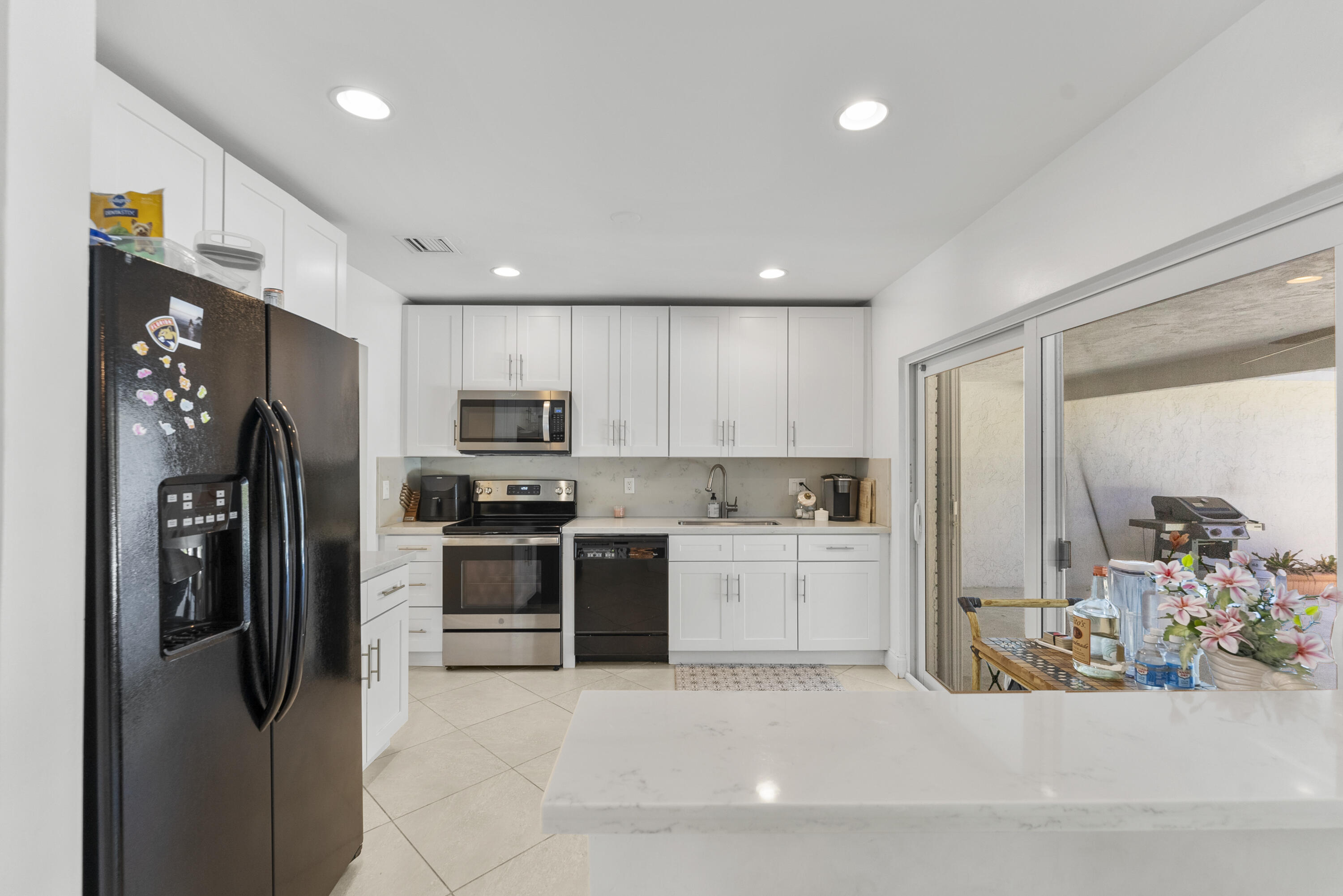 401 Northeast 10th Terrace Boca Raton, FL 33432 - Photo 16 of 46 DSC05750