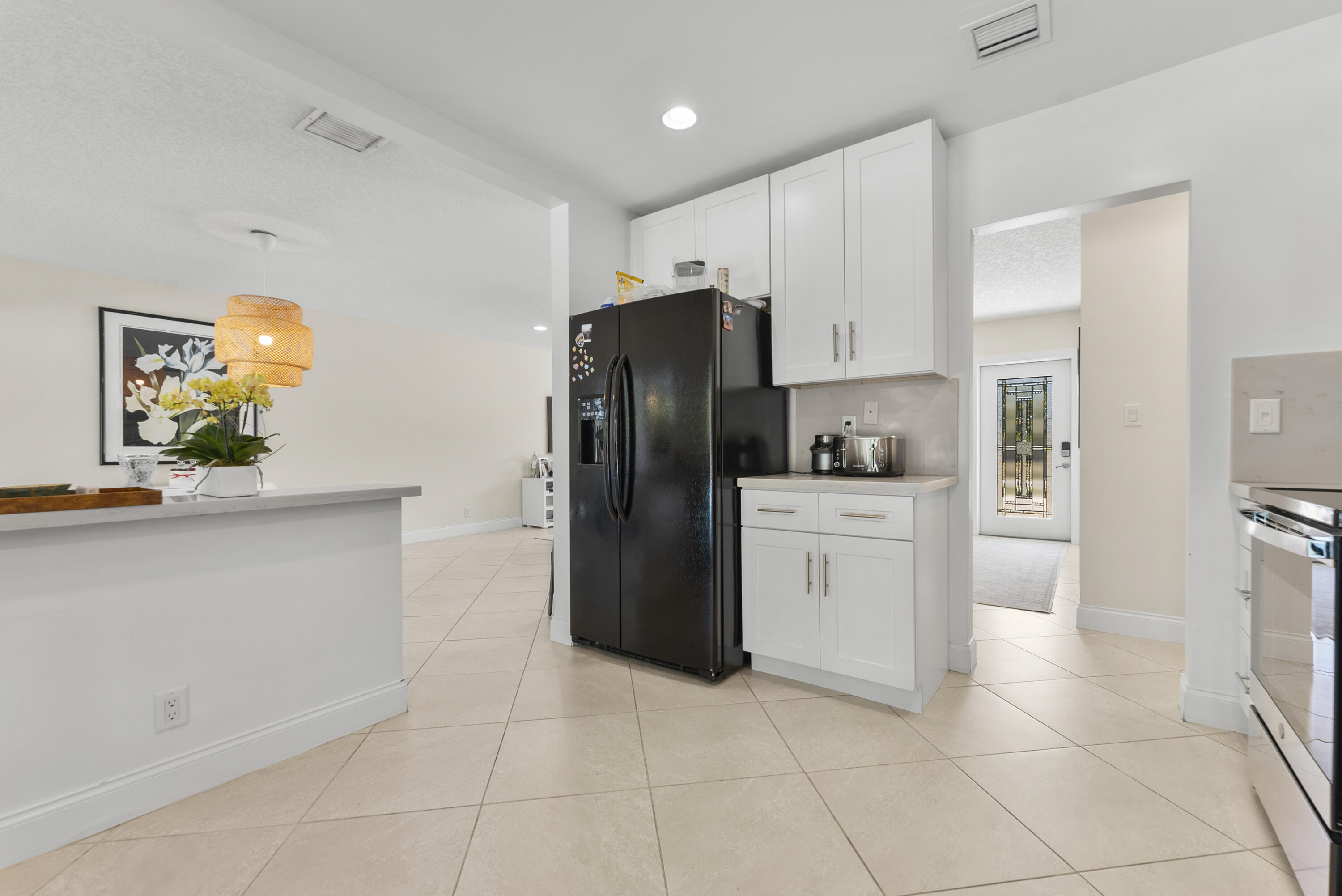 401 Northeast 10th Terrace Boca Raton, FL 33432 - Photo 17 of 46 DSC05740