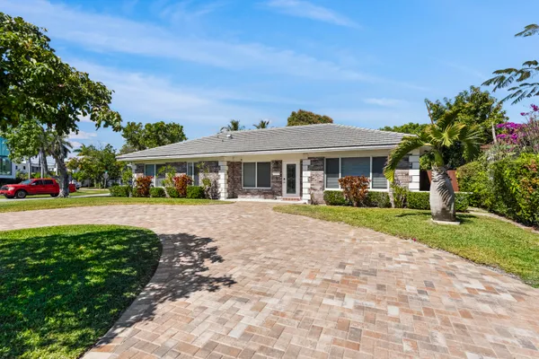 $9,000 | 401 Northeast 10th Terrace, Boca Raton, FL 33432