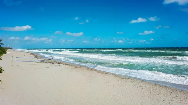 $9,000 | 401 Northeast 10th Terrace, Boca Raton, FL 33432