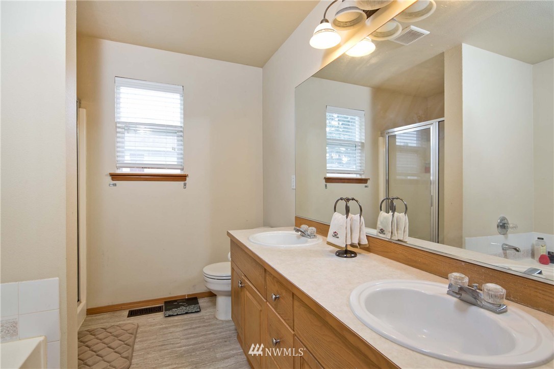 509 Queen Avenue Northeast Renton, WA 98056 - Photo 10 of 18