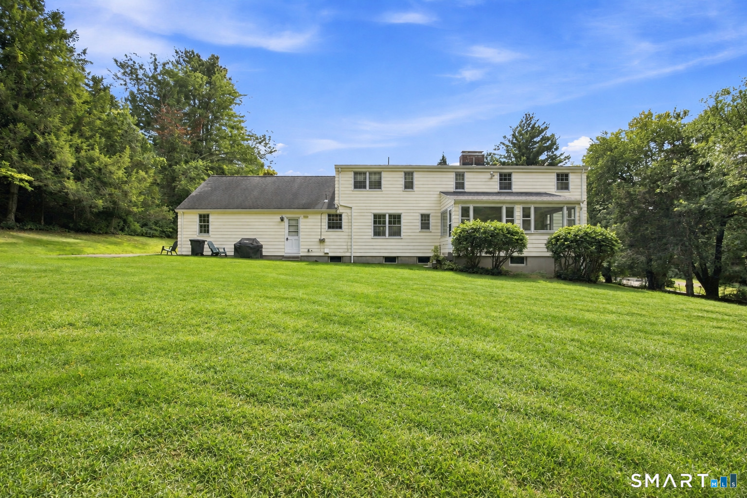 16 Oakhurst Road Simsbury, CT 06070 - Photo 36 of 40 Gallery Image 36