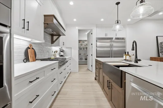 $1,800,000 | 5906 North Schumann Avenue, Meridian, ID 83646