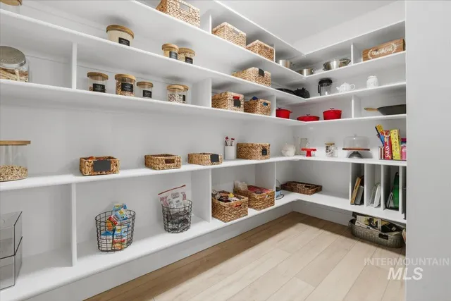 $1,800,000 | 5906 North Schumann Avenue, Meridian, ID 83646