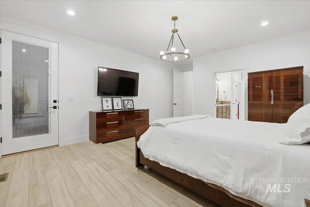 $1,800,000 | 5906 North Schumann Avenue, Meridian, ID 83646