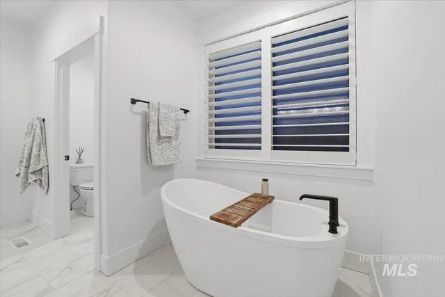 $1,800,000 | 5906 North Schumann Avenue, Meridian, ID 83646