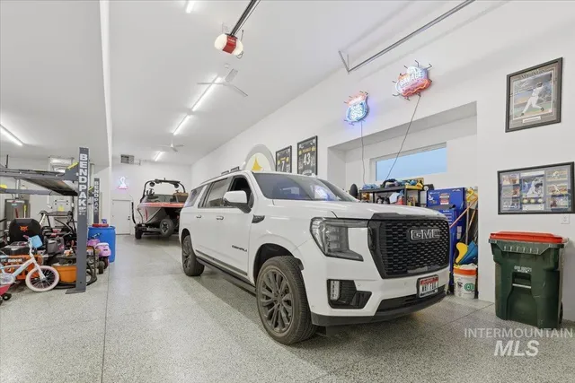 $1,800,000 | 5906 North Schumann Avenue, Meridian, ID 83646