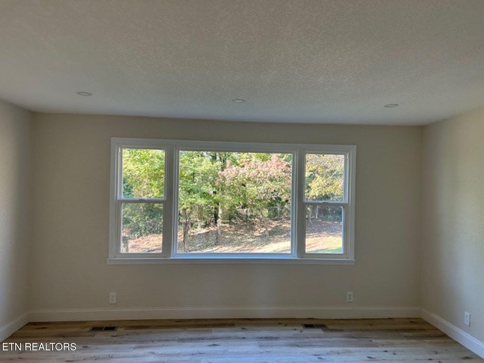 2501 Pleasant View Road Knoxville, TN 37914 - Photo 5 of 10 5