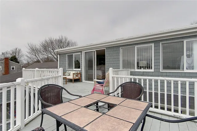 $3,650 | 16 South Drive, Middletown, RI 02842