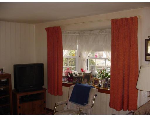 182 Corona Street Springfield, MA 01104 - Photo 4 of 10 Gallery Image 4