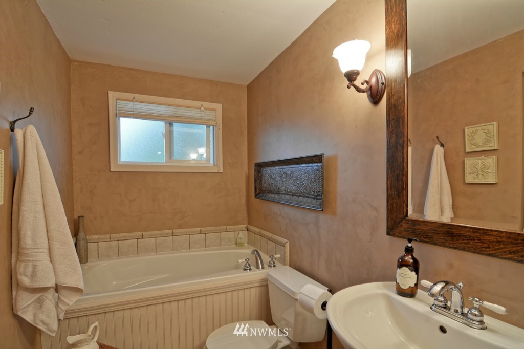 2510 184th Place Southeast Bothell, WA 98012 - Photo 18 of 25 Gallery Image 18