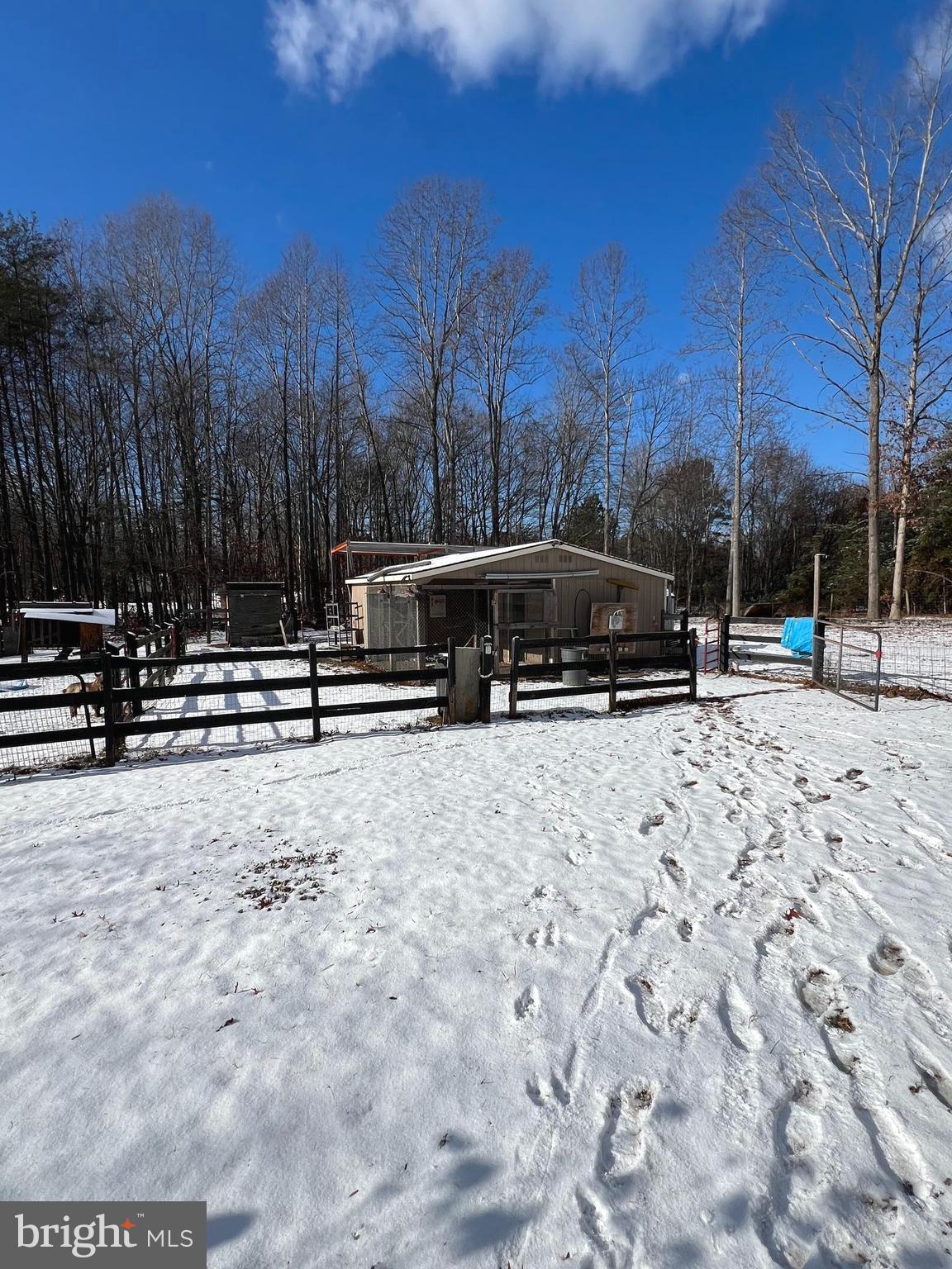 Horse Stable!