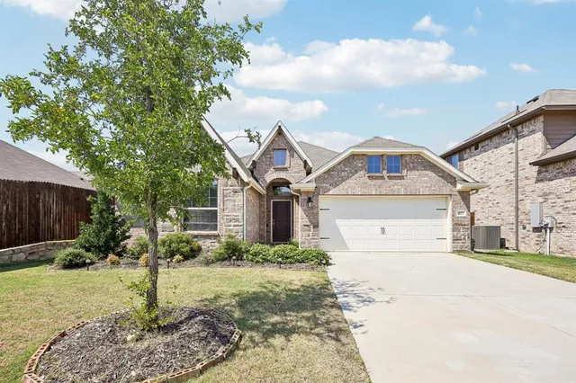 $325,000 | 677 Coleman Street, Aubrey, TX 76227