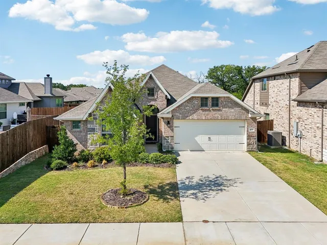 $325,000 | 677 Coleman Street, Aubrey, TX 76227