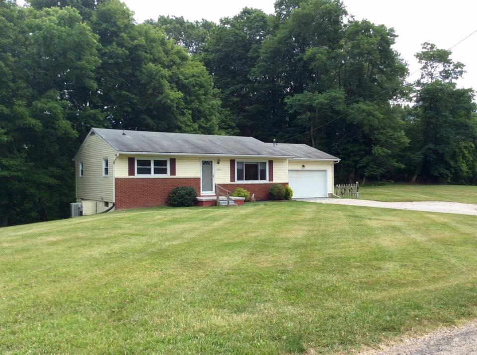 1920 Stringtown Road Northeast Lancaster, OH 43130 - Photo 2 of 34