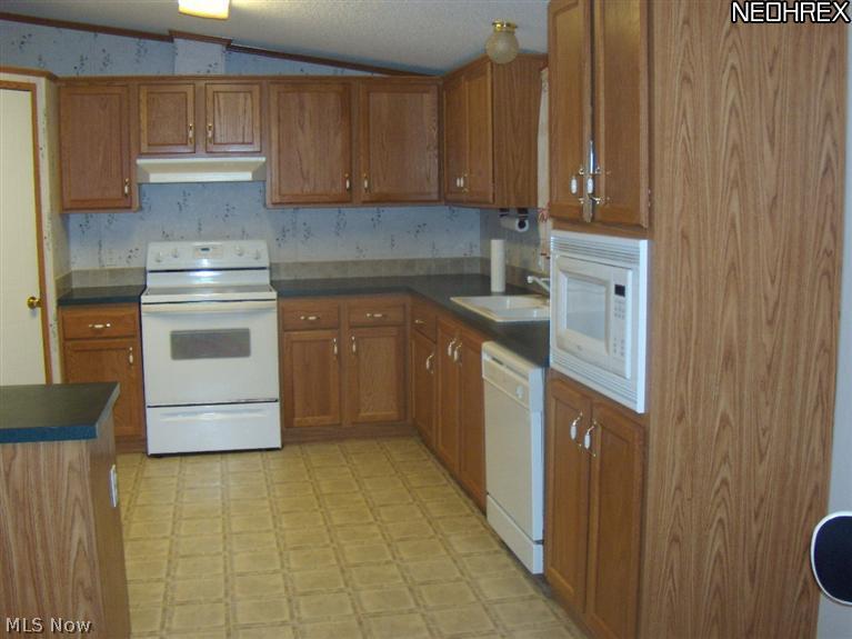 1749 Hayford Road Rome, OH 44085 - Photo 11 of 23 Gallery Image 11