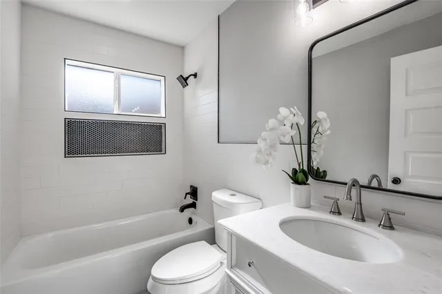 $390,000 | 13421 Glenside Drive, Farmers Branch, TX 75234