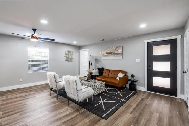 $390,000 | 13421 Glenside Drive, Farmers Branch, TX 75234