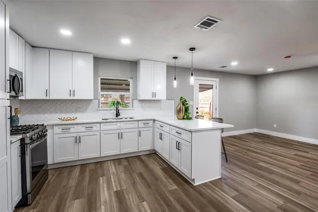 $390,000 | 13421 Glenside Drive, Farmers Branch, TX 75234