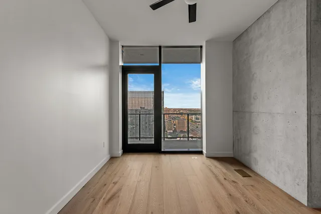 $3,000 | 610 Davis Street, Unit 3310, Austin, TX 78701