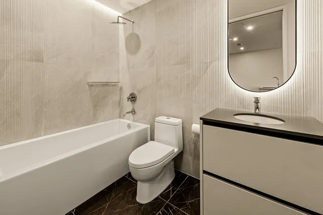 $3,000 | 610 Davis Street, Unit 3310, Austin, TX 78701