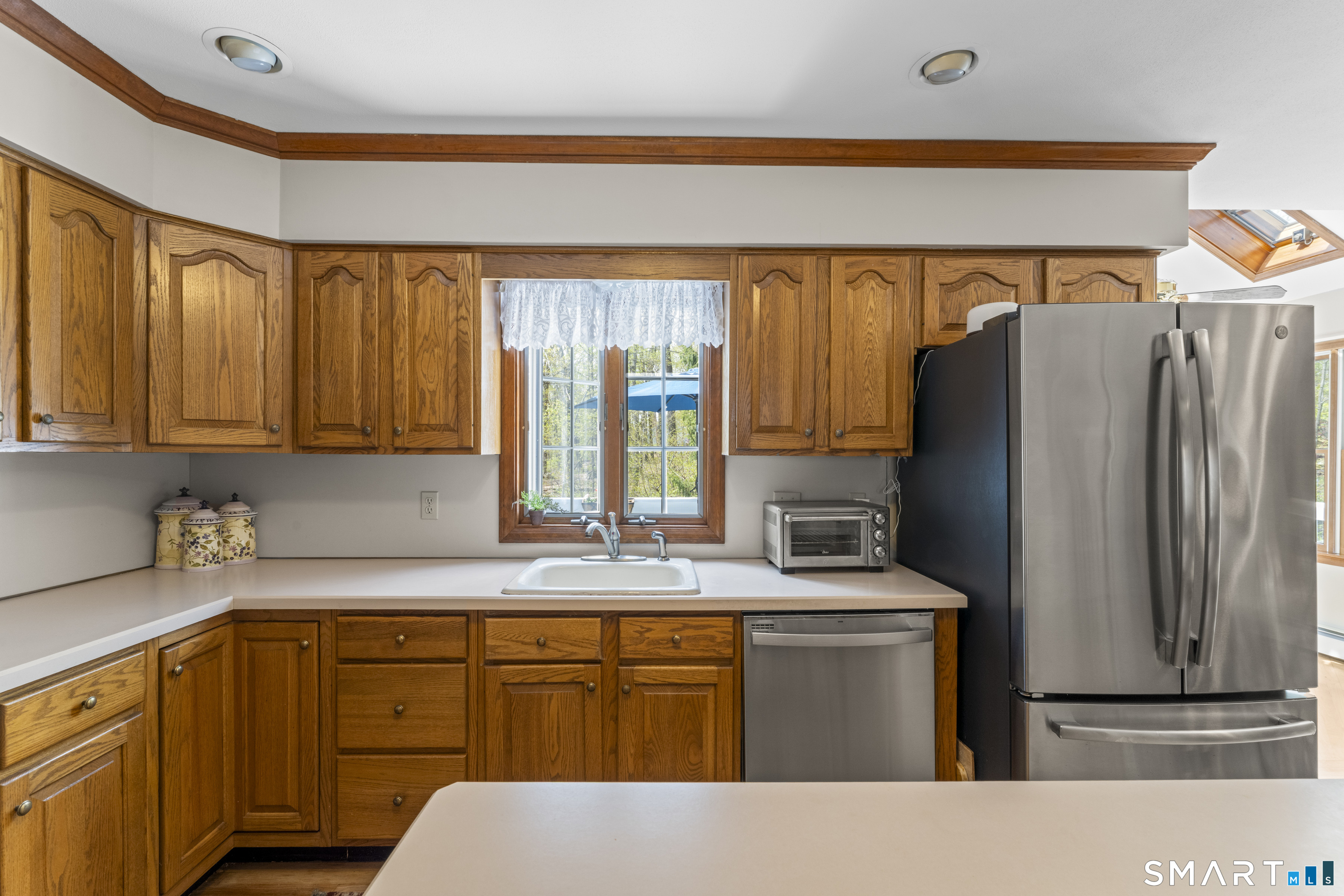 45 Michael Lane Naugatuck, CT 06770 - Photo 13 of 40