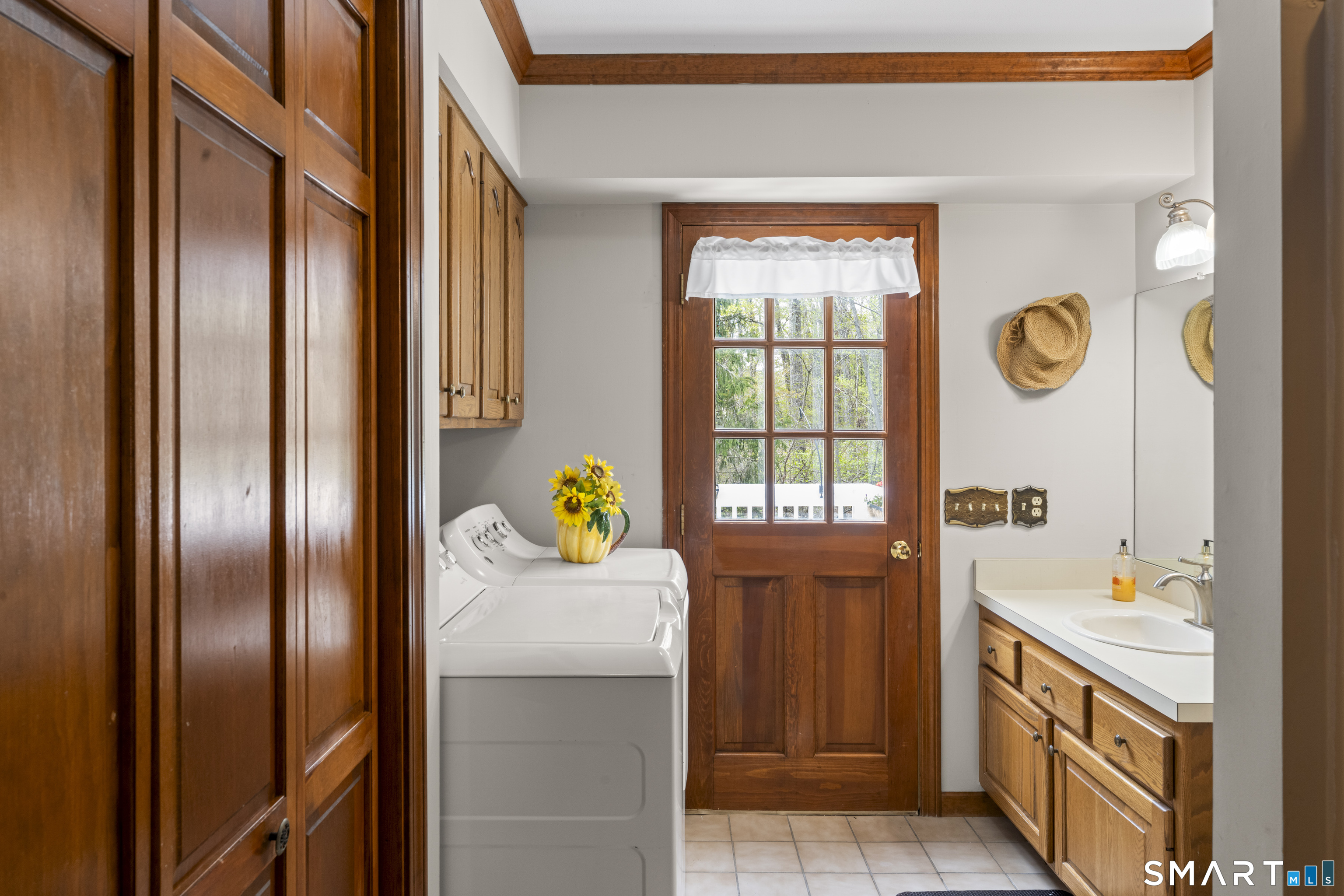 45 Michael Lane Naugatuck, CT 06770 - Photo 23 of 40