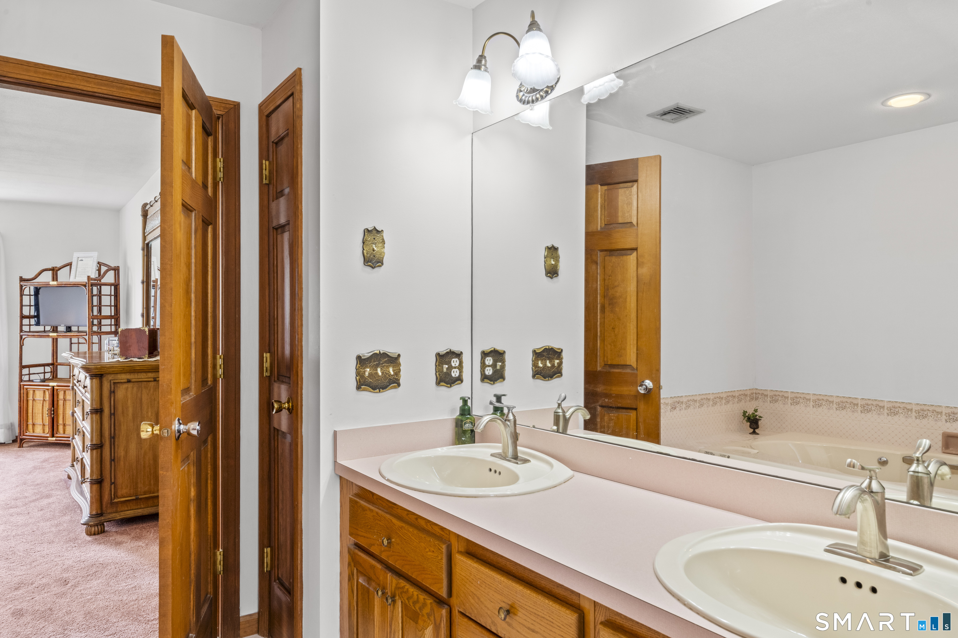 45 Michael Lane Naugatuck, CT 06770 - Photo 28 of 40