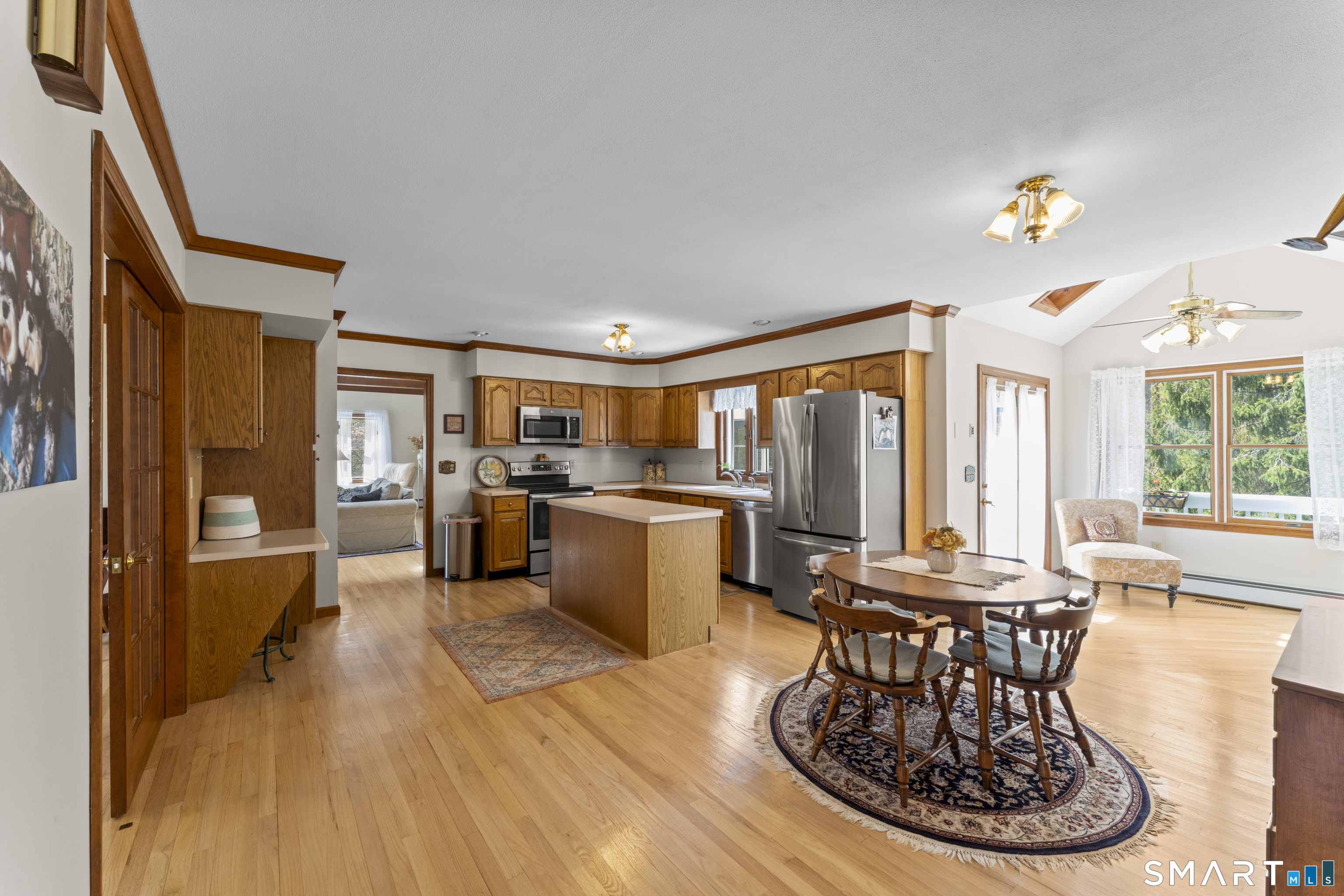 45 Michael Lane Naugatuck, CT 06770 - Photo 10 of 40