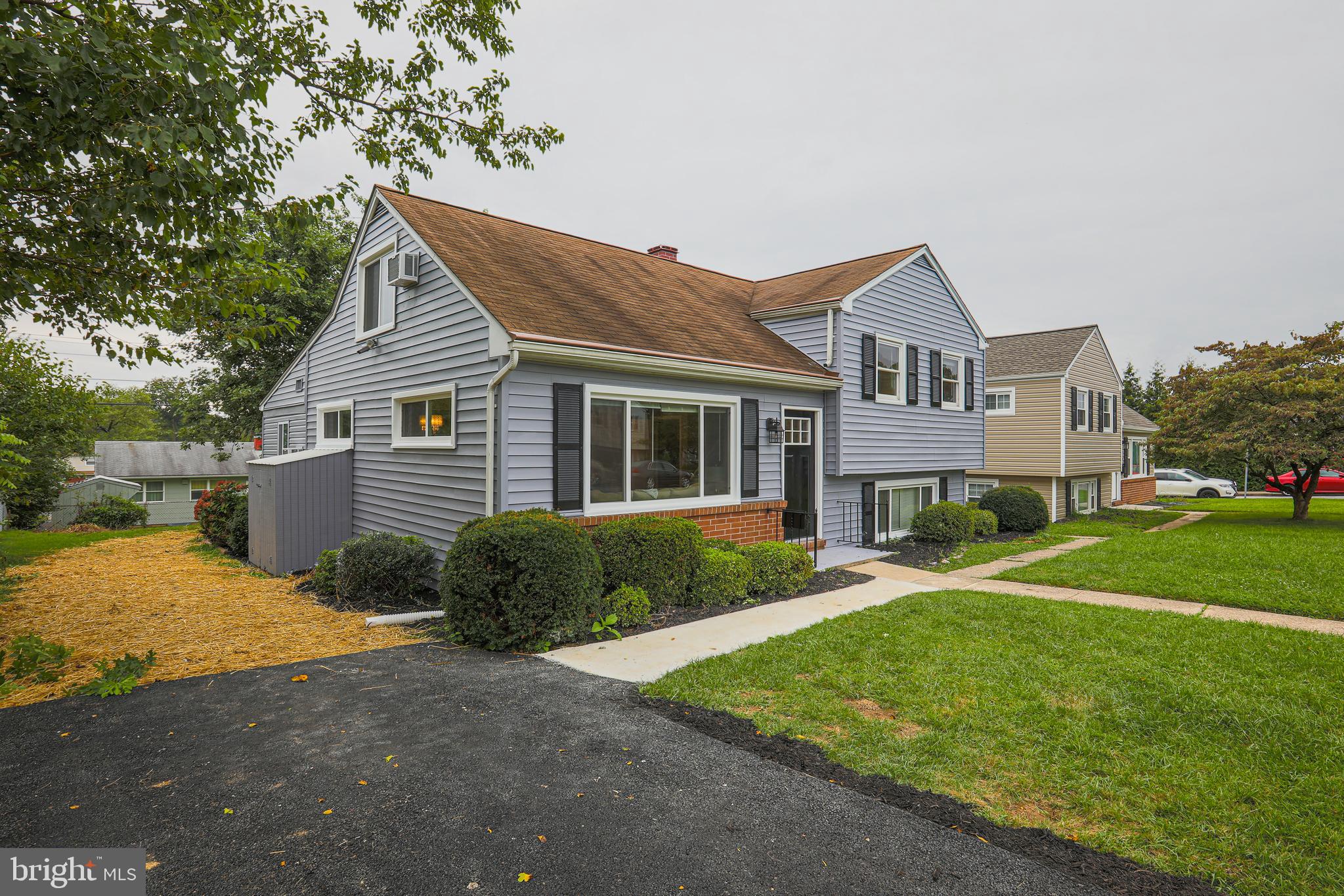 1809 Wentworth Road Baltimore, MD 21234 - Photo 2 of 19