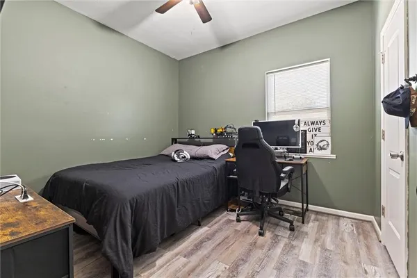 $260,000 | 427 Allcutt Avenue, Bonner Springs, KS 66012