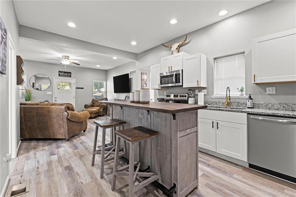 427 Allcutt Avenue Bonner Springs, KS 66012 - Photo 10 of 28