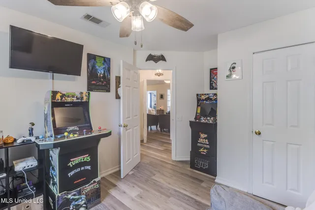 $379,000 | 9492 Op La Way, Diamondhead, MS 39525