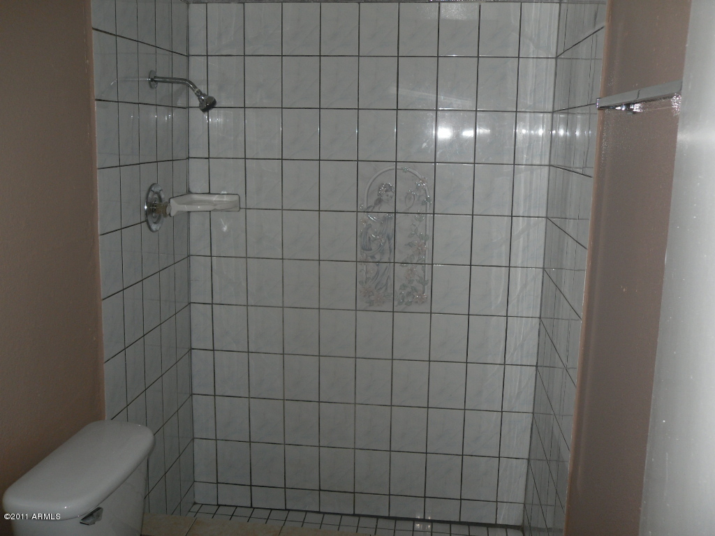 5338 West Granada Road Phoenix, AZ 85035 - Photo 8 of 17 8