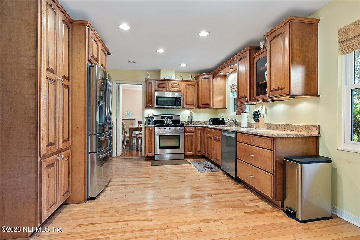 800 Penman Road Neptune Beach, FL 32266 - Photo 7 of 30 06-Kitchen