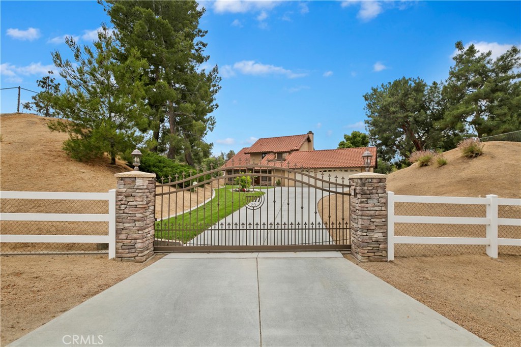 a view of a pathway of a building