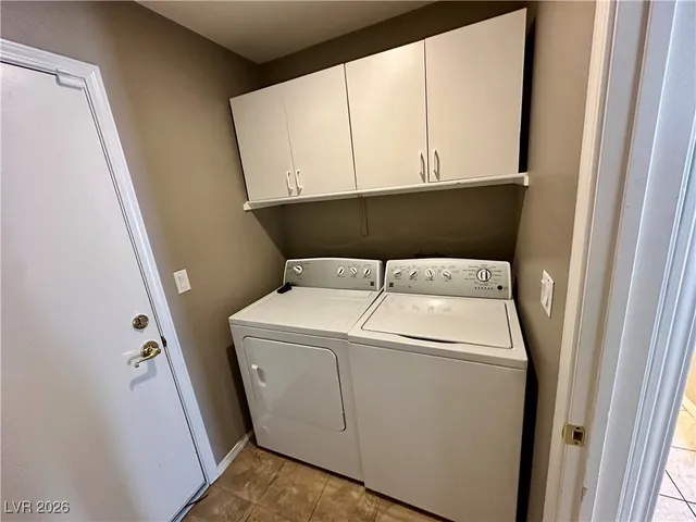 $2,800 | 1837 Vista Pointe Avenue, Henderson, NV 89012