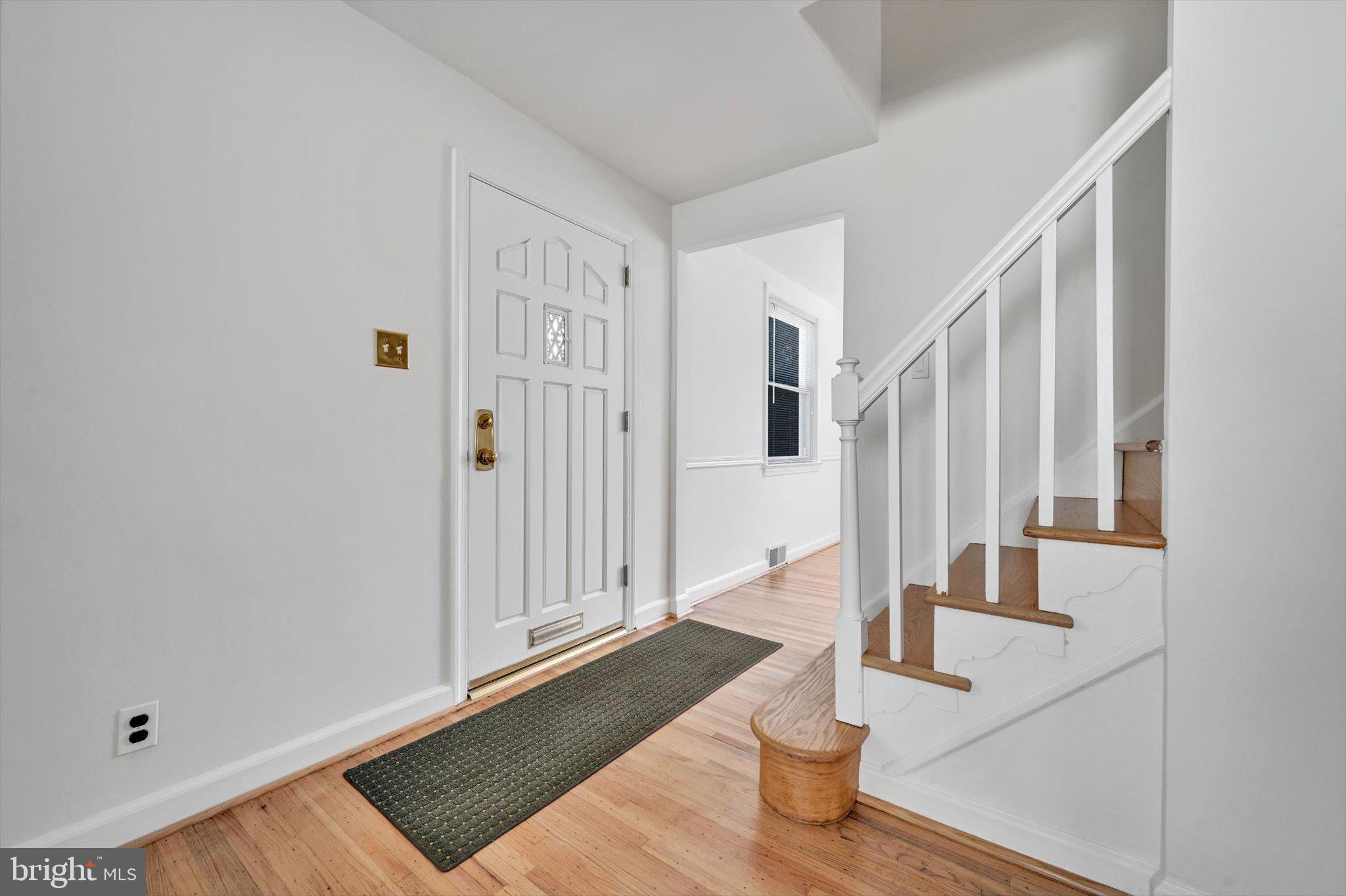 268 Butler Road Springfield, PA 19064 - Photo 3 of 25